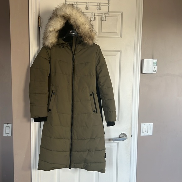 Noize Cruelty Free Parka NWT - Picture 7 of 8